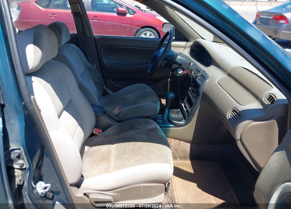 1996 MAZDA 626 DX/LX VIN: 1YVGE22CXT5579714