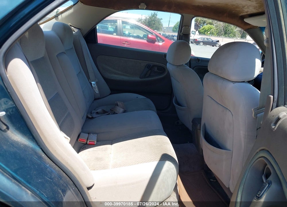 1996 MAZDA 626 DX/LX VIN: 1YVGE22CXT5579714