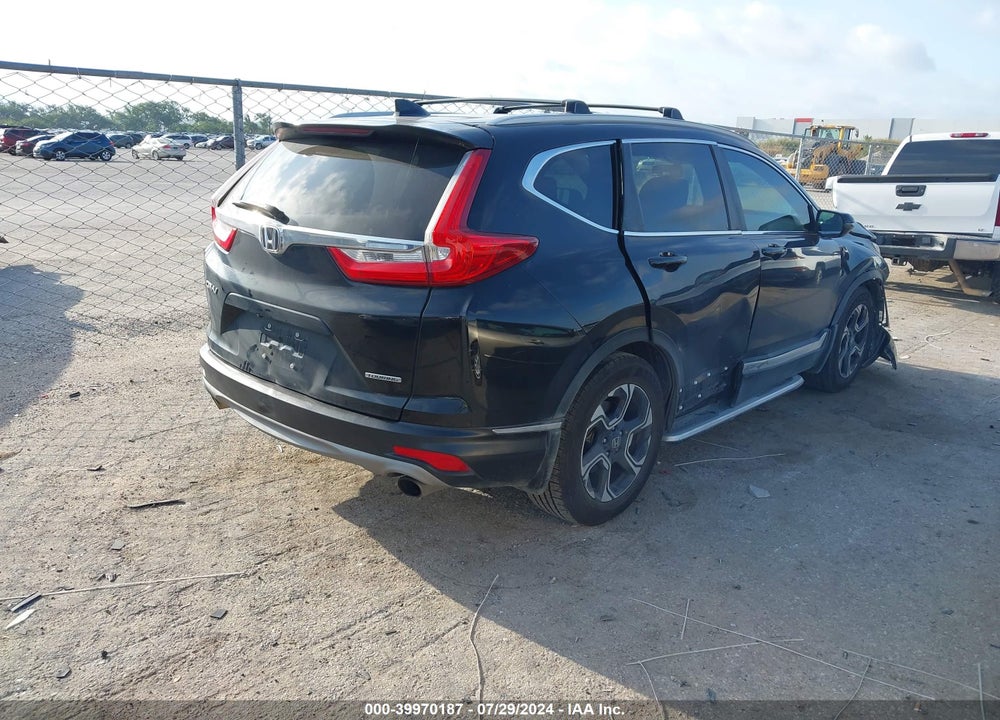 2018 HONDA CR-V TOURING VIN: 7FARW1H99JE007552
