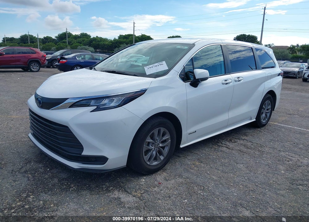 2021 TOYOTA SIENNA LE VIN: 5TDKRKEC4MS047287