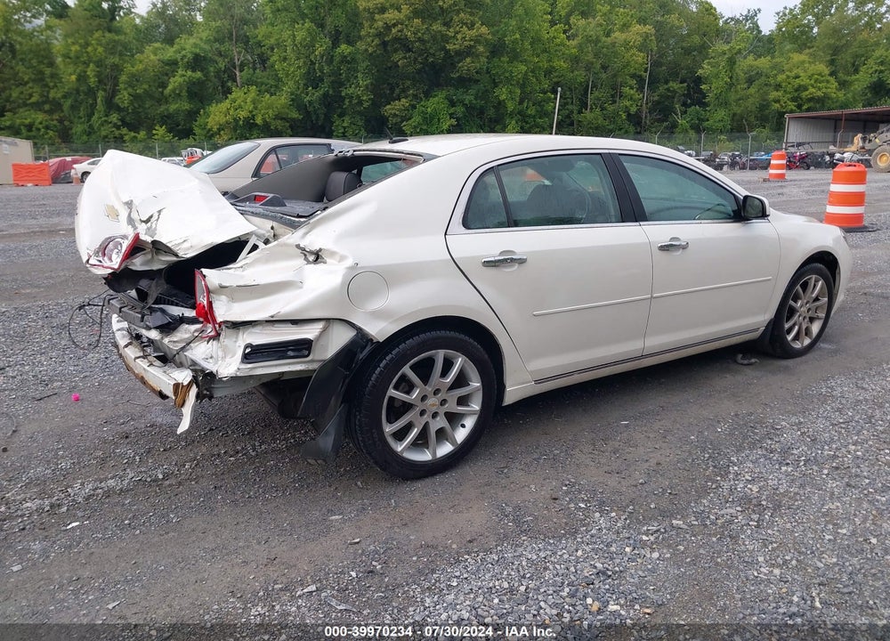 2011 CHEVROLET MALIBU VIN: 1G1ZE5E16BF351883