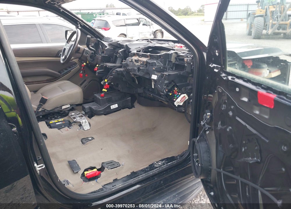 2019 CHEVROLET TAHOE LT VIN: 1GNSKBKC9KR343689