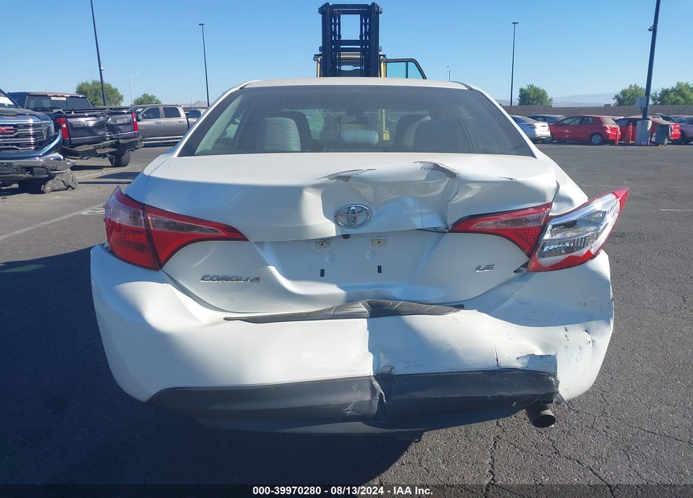 2018 TOYOTA COROLLA LE VIN: 5YFBURHE2JP759970