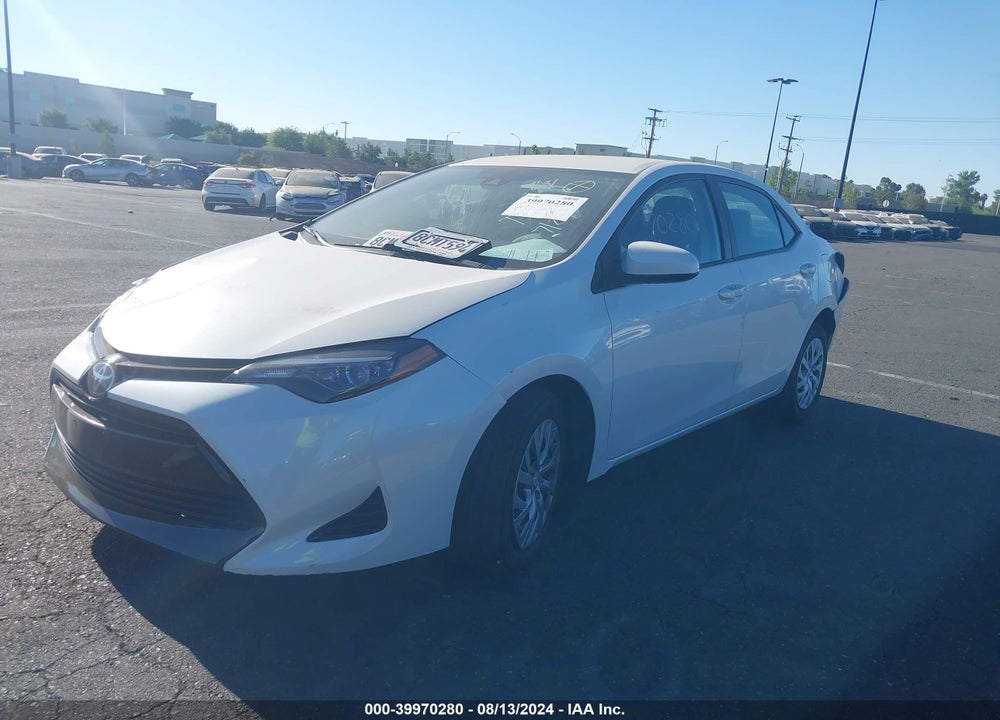 2018 TOYOTA COROLLA LE VIN: 5YFBURHE2JP759970