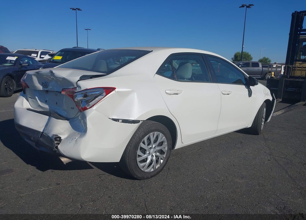 2018 TOYOTA COROLLA LE VIN: 5YFBURHE2JP759970