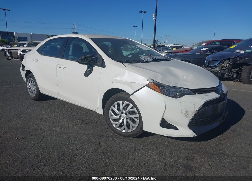 2018 TOYOTA COROLLA LE VIN: 5YFBURHE2JP759970
