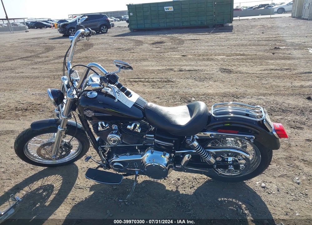 2010 HARLEY-DAVIDSON FXDC VIN: 1HD1GV413AC312389