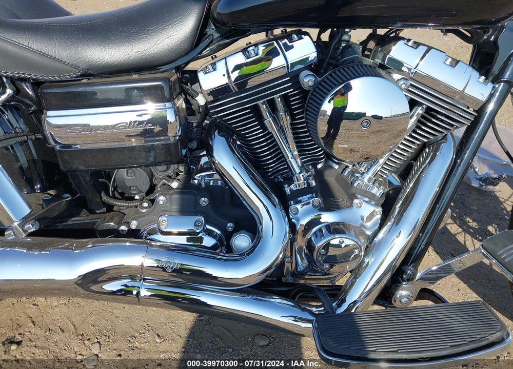 2010 HARLEY-DAVIDSON FXDC VIN: 1HD1GV413AC312389