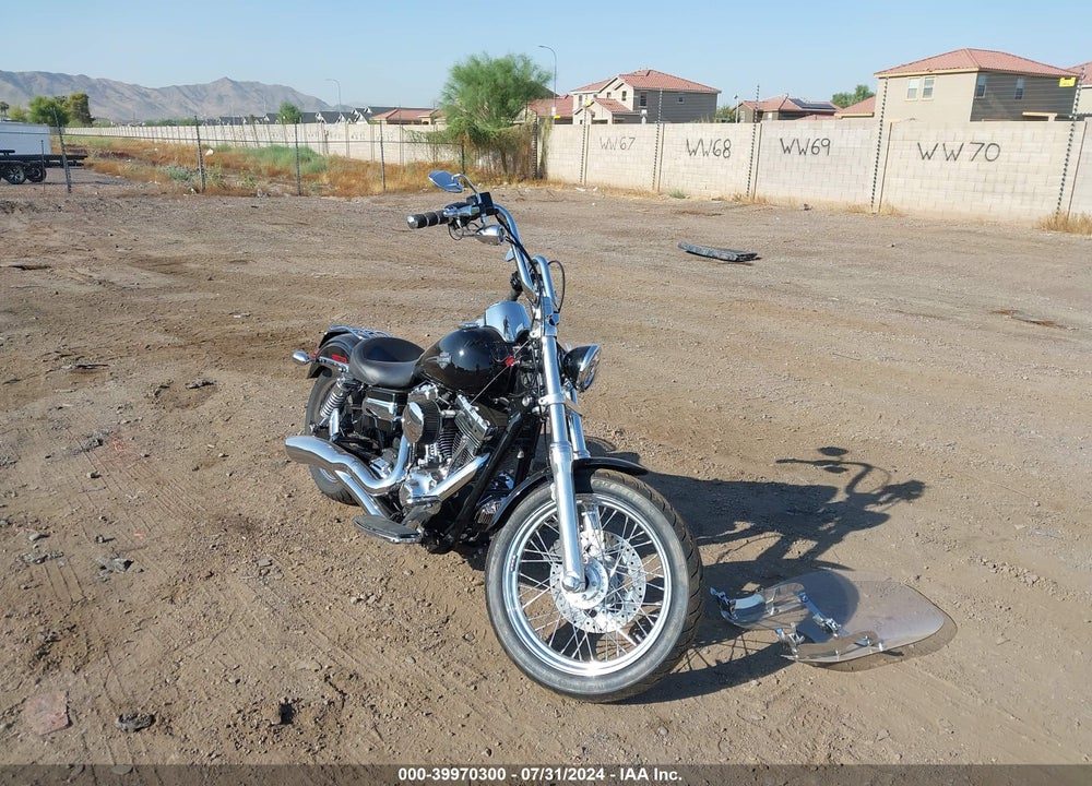 2010 HARLEY-DAVIDSON FXDC VIN: 1HD1GV413AC312389