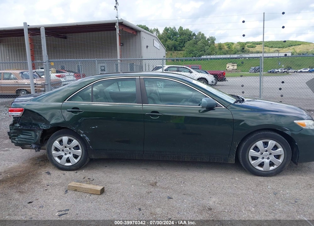 2011 TOYOTA CAMRY LE VIN: 4T1BF3EK8BU700228