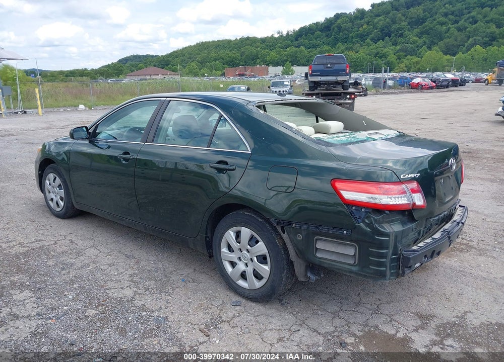2011 TOYOTA CAMRY LE VIN: 4T1BF3EK8BU700228