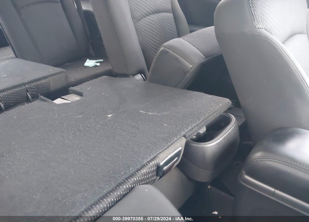 2018 DODGE JOURNEY SE VIN: 3C4PDCAB8JT382030
