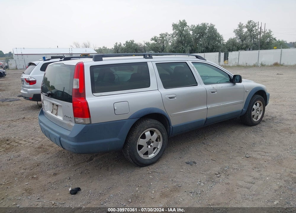 2001 VOLVO V70 XC VIN: YV1SZ58DX11024735