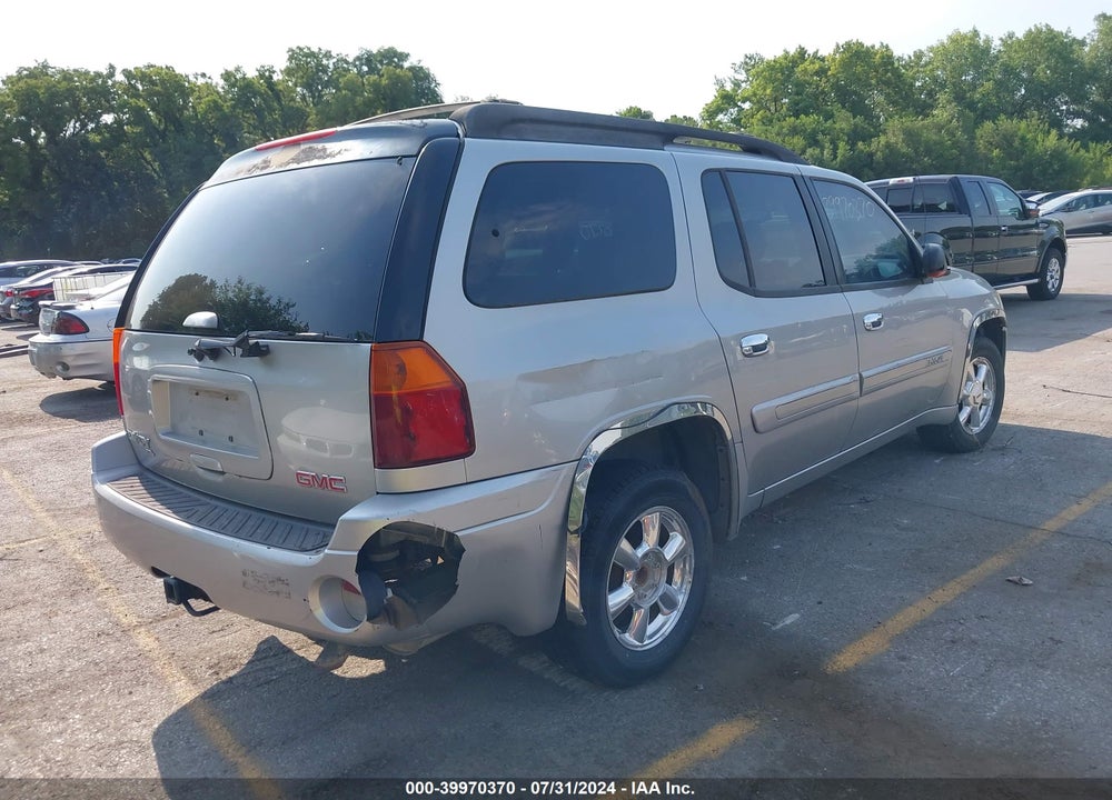 2005 GMC ENVOY XL SLT VIN: 1GKET16S856151561