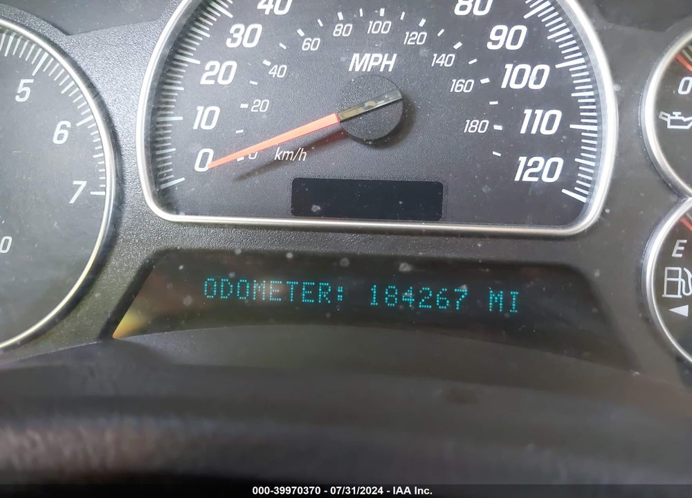 2005 GMC ENVOY XL SLT VIN: 1GKET16S856151561