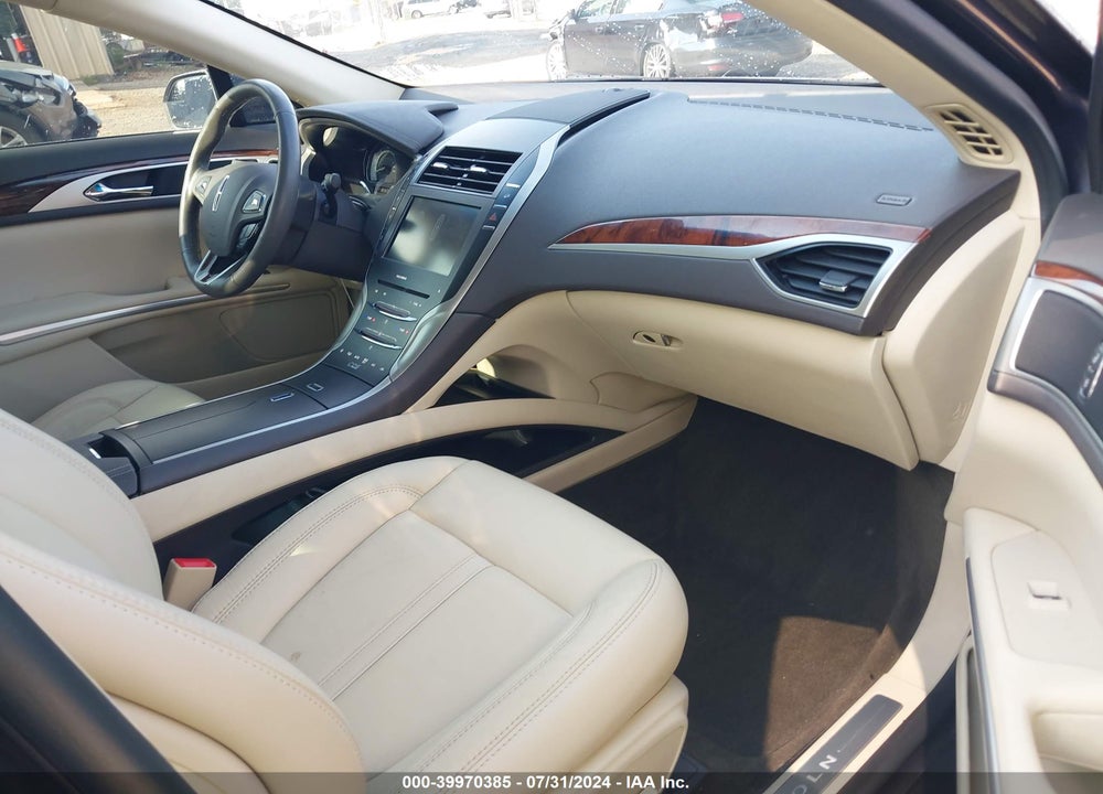 2014 LINCOLN MKZ HYBRID VIN: 3LN6L2LU7ER824320