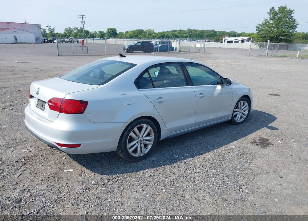 2013 VOLKSWAGEN JETTA GLI VIN: 3VW467AJ4DM216305