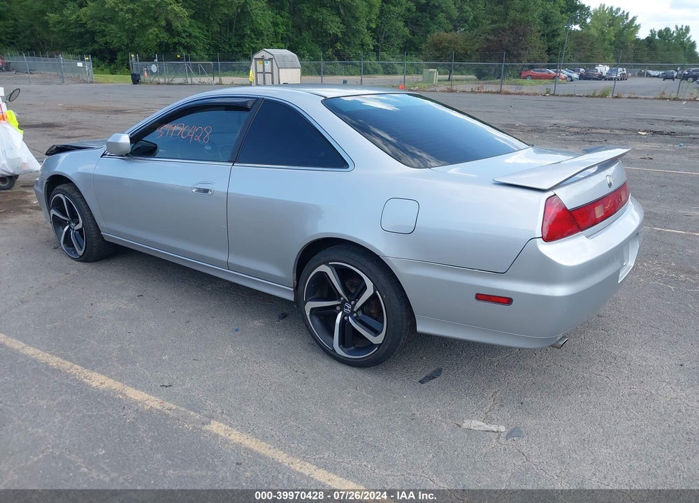 2002 HONDA ACCORD 3.0 EX VIN: 1HGCG225X2A024141
