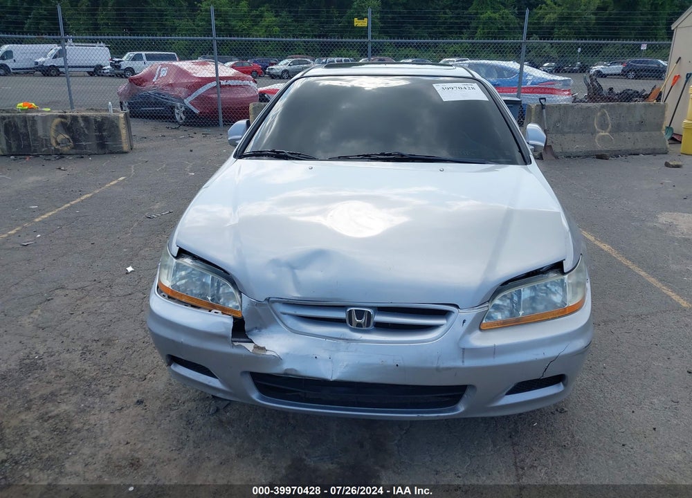 2002 HONDA ACCORD 3.0 EX VIN: 1HGCG225X2A024141