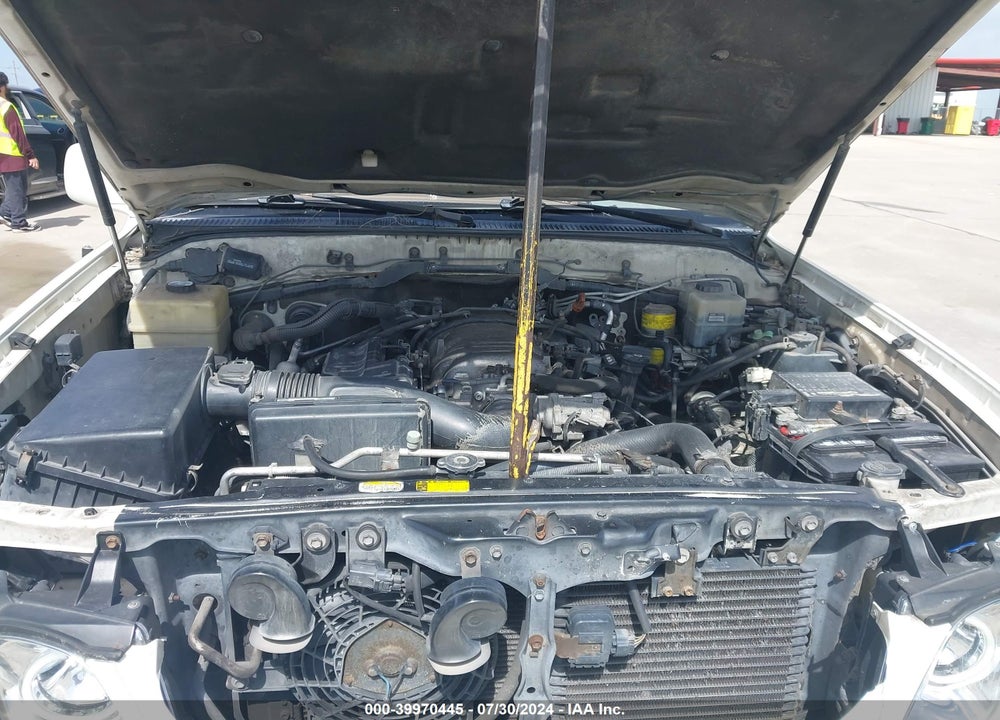 1999 LEXUS LX 470 VIN: JT6HT00W7X0051401