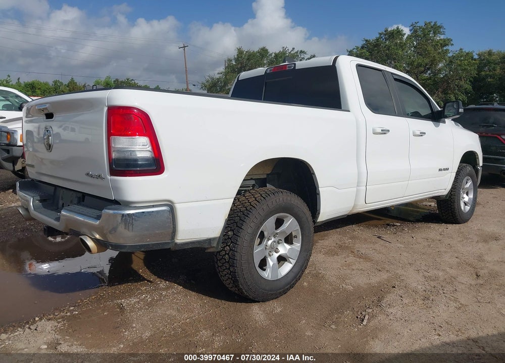 2019 RAM 1500 BIG HORN/LONE STAR QUAD CAB 4X4 6'4 BOX VIN: 1C6SRFBT4KN875524