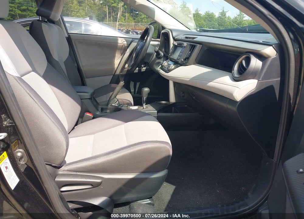 2013 TOYOTA RAV4 XLE VIN: 2T3RFREVXDW110103