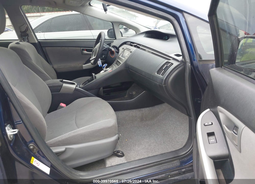 2013 TOYOTA PRIUS TWO VIN: JTDKN3DUXD1698545