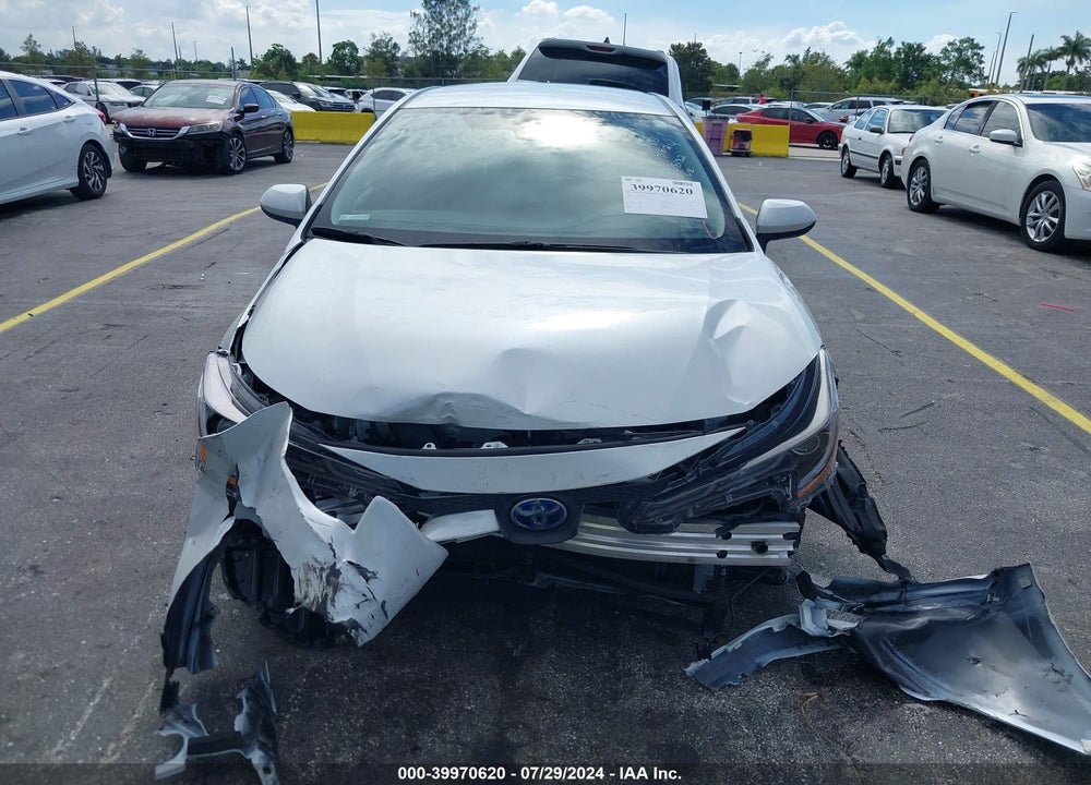 2022 TOYOTA COROLLA HYBRID LE VIN: JTDEAMDE7N3008182