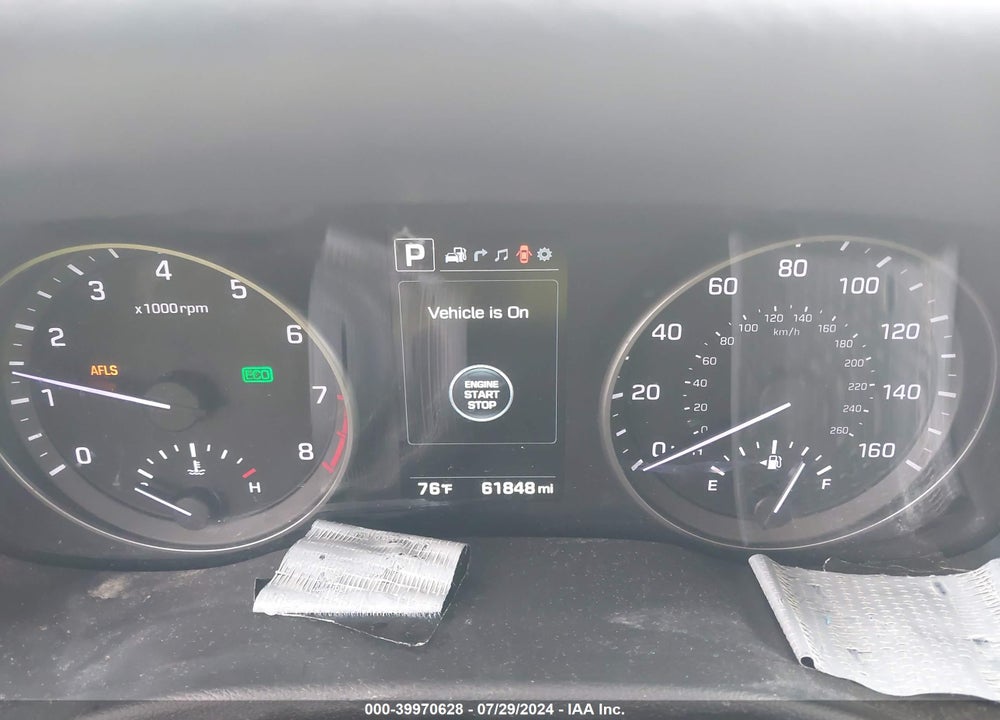 2017 HYUNDAI ELANTRA LIMITED VIN: KMHD84LF0HU284005