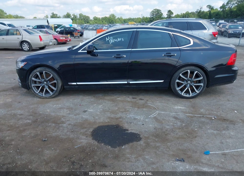 2017 VOLVO S90 VIN: YV1A22ML9H1001081