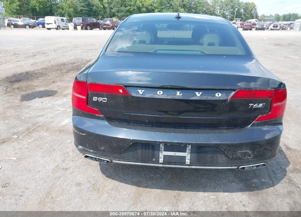 2017 VOLVO S90 VIN: YV1A22ML9H1001081