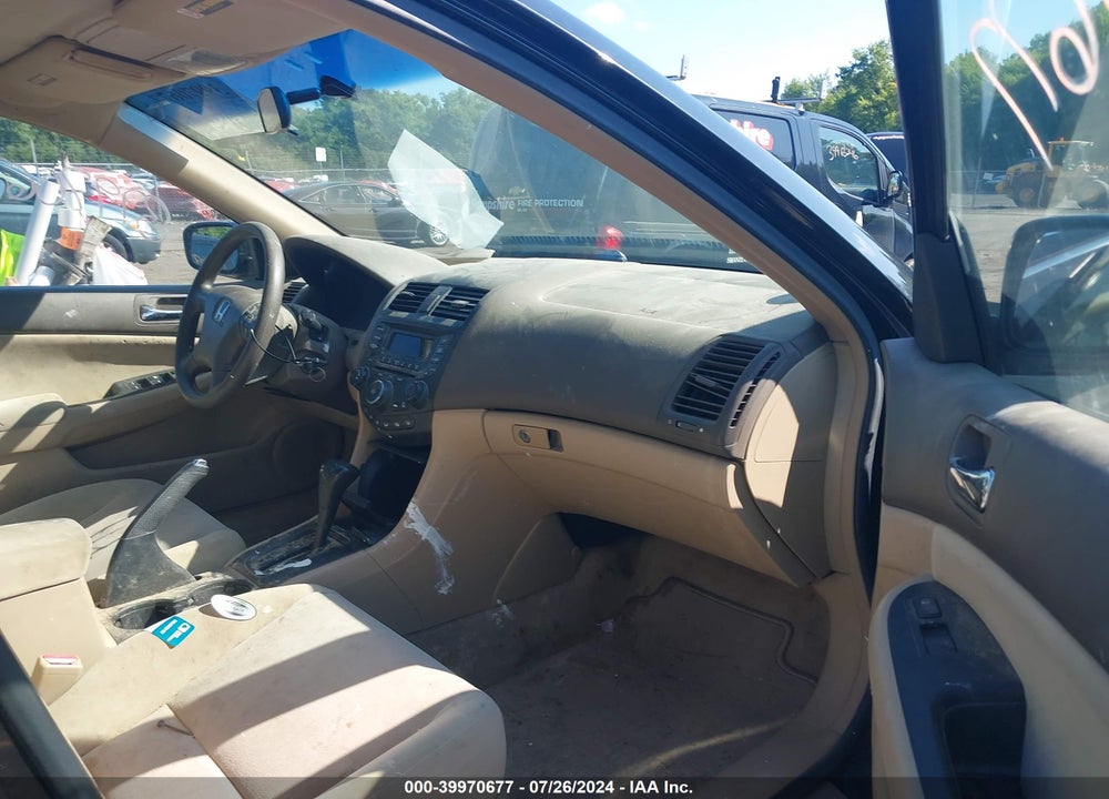 2003 HONDA ACCORD 2.4 LX VIN: 3HGCM56373G713625