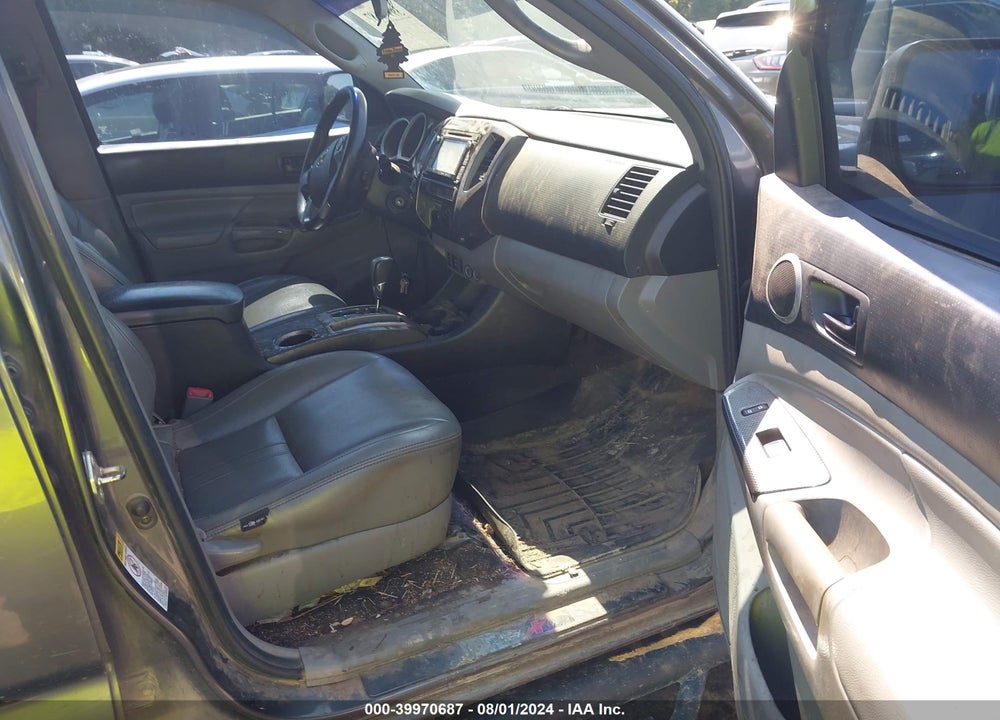 2015 TOYOTA TACOMA BASE V6 VIN: 5TFLU4EN1FX123965
