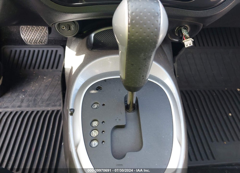 2013 NISSAN JUKE SV VIN: JN8AF5MR7DT222939