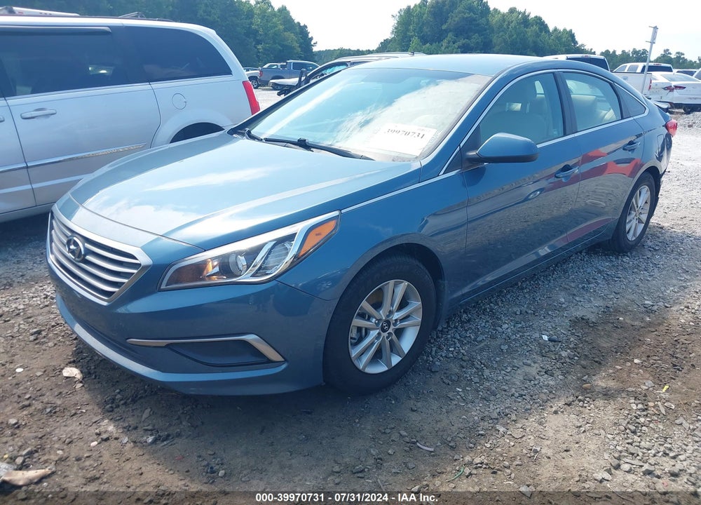 2017 HYUNDAI SONATA SE VIN: 5NPE24AF1HH528185