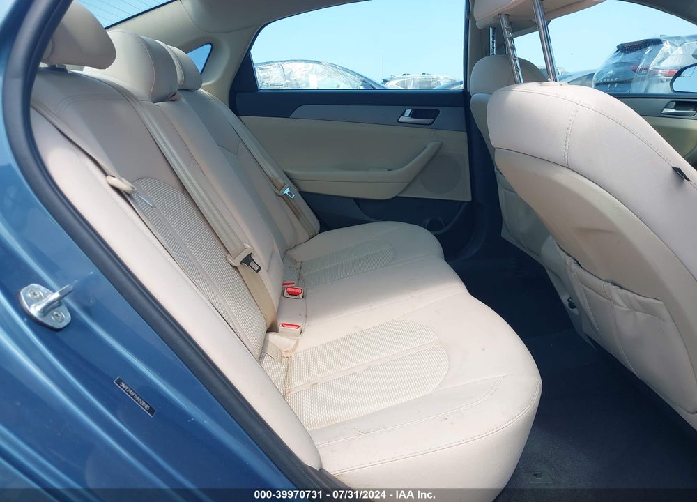 2017 HYUNDAI SONATA SE VIN: 5NPE24AF1HH528185