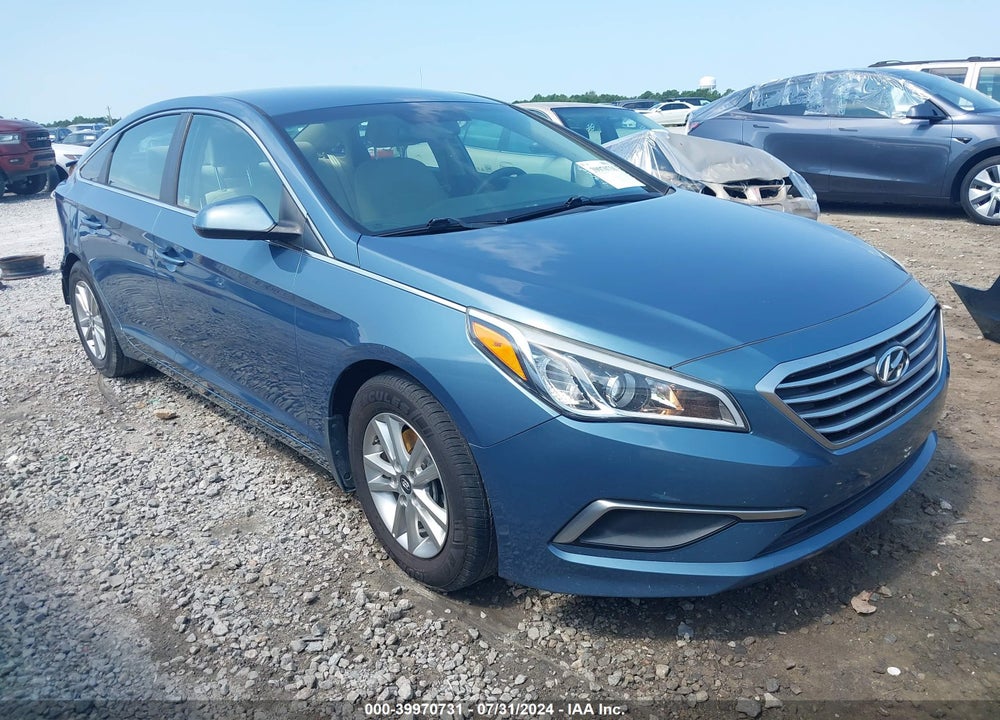 2017 HYUNDAI SONATA SE VIN: 5NPE24AF1HH528185