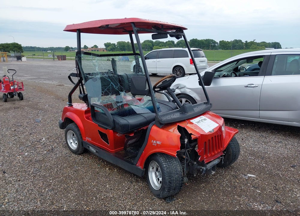 2010 TOMB E MERGE GOLF CART VIN: 5TSTE2433AG122392