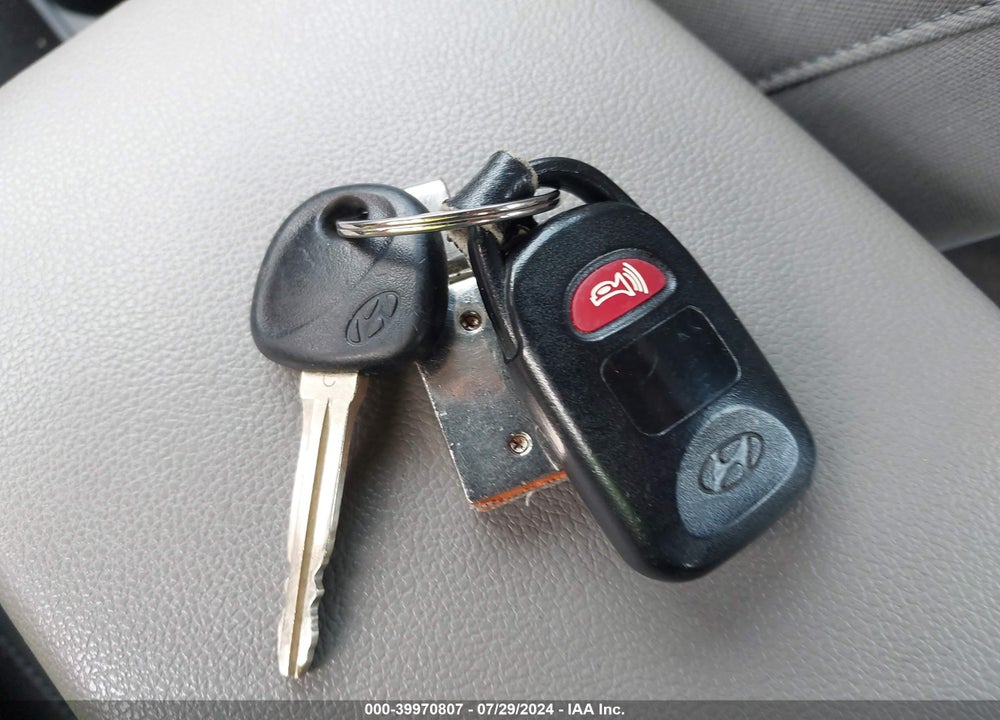 2019 HYUNDAI ELANTRA SEL VIN: KMHD84LF7KU769863