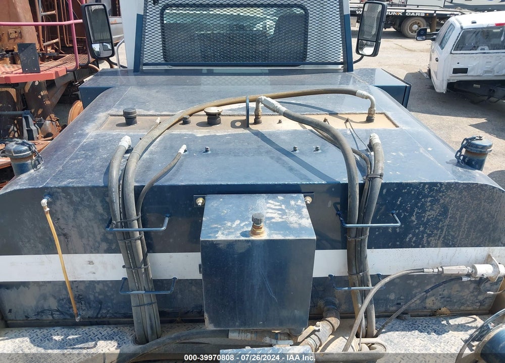 2023 MACK MD VIN: 1M2MDBAA4PS009397