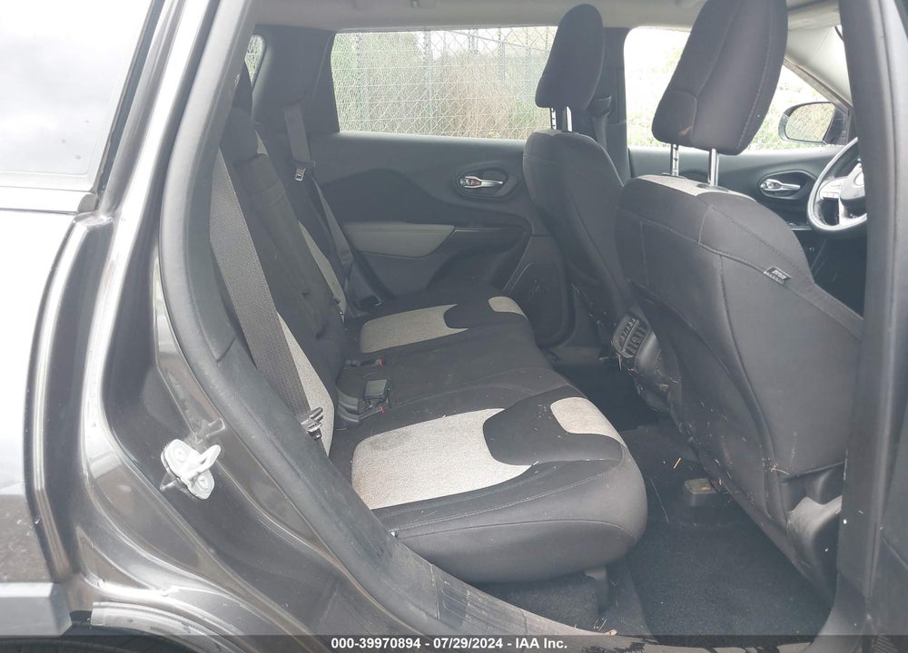 2014 JEEP CHEROKEE LATITUDE VIN: 1C4PJLCS9EW212863