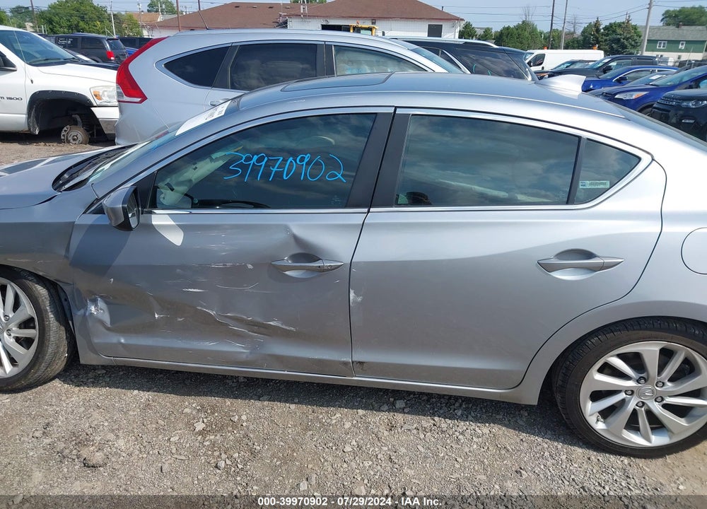 2018 ACURA ILX VIN: 19UDE2F3XJA007535