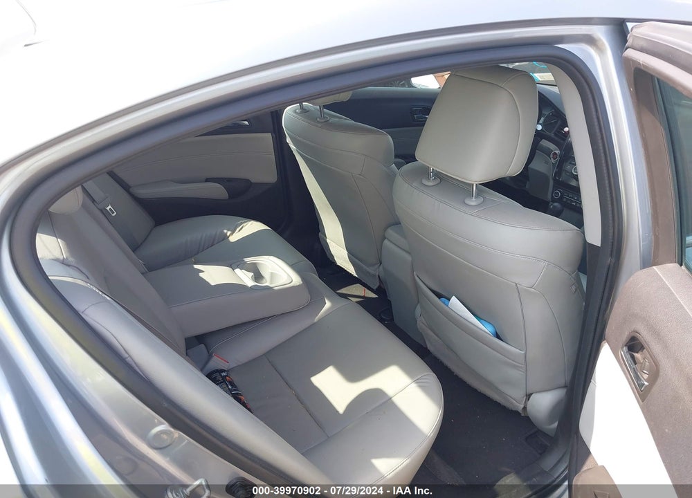 2018 ACURA ILX VIN: 19UDE2F3XJA007535