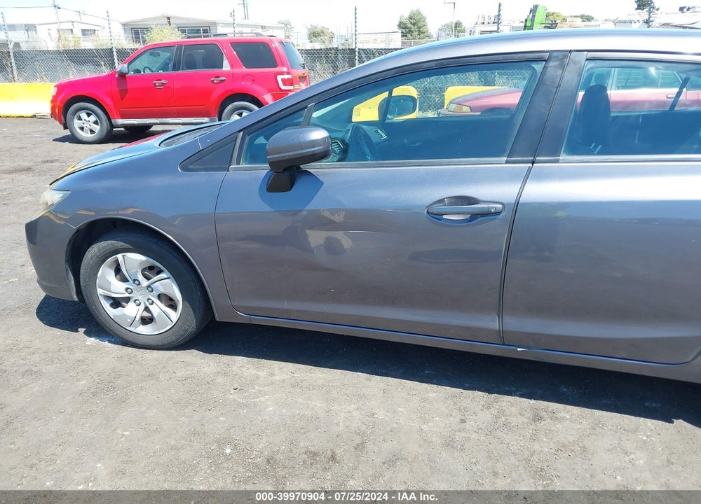 2014 HONDA CIVIC LX VIN: 19XFB2F57EE259425