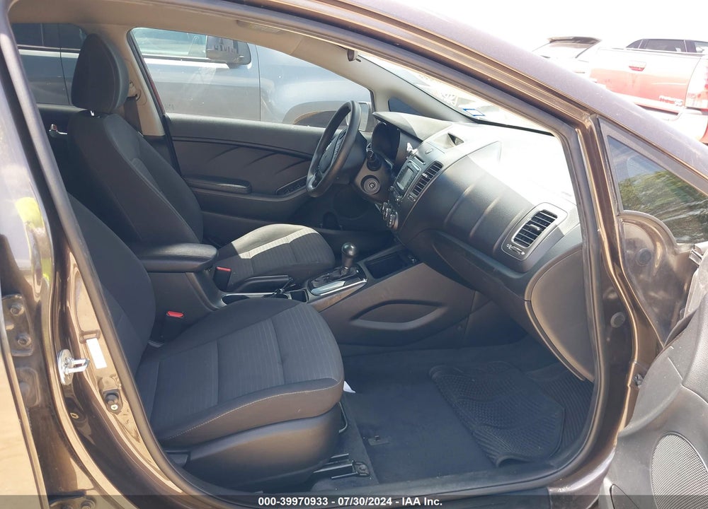 2017 KIA FORTE LX VIN: 3KPFL4A75HE150712