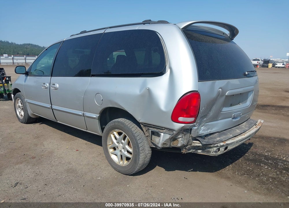 2000 DODGE GRAND CARAVAN VIN: 2B4GP44G7YR570181