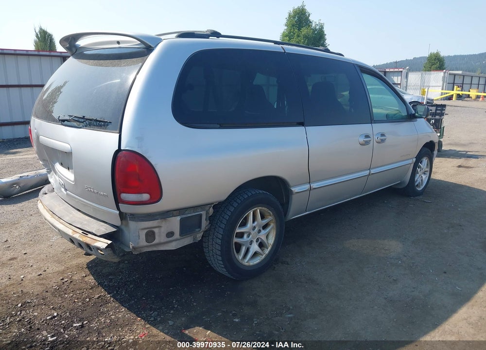 2000 DODGE GRAND CARAVAN VIN: 2B4GP44G7YR570181