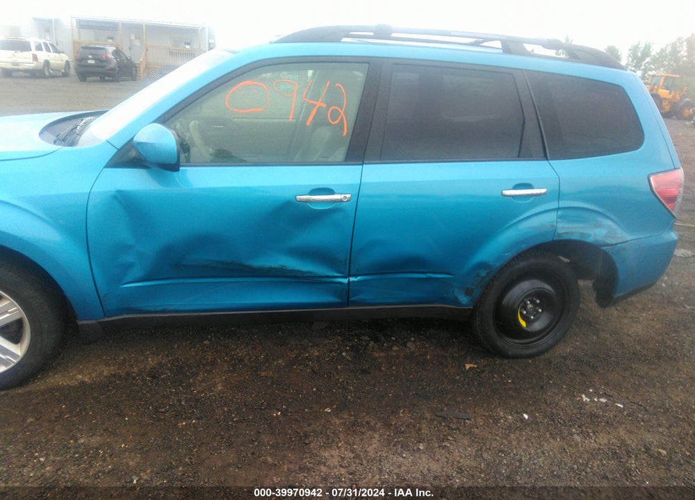 2010 SUBARU FORESTER 2.5X PREMIUM VIN: JF2SH6CC6AH802518