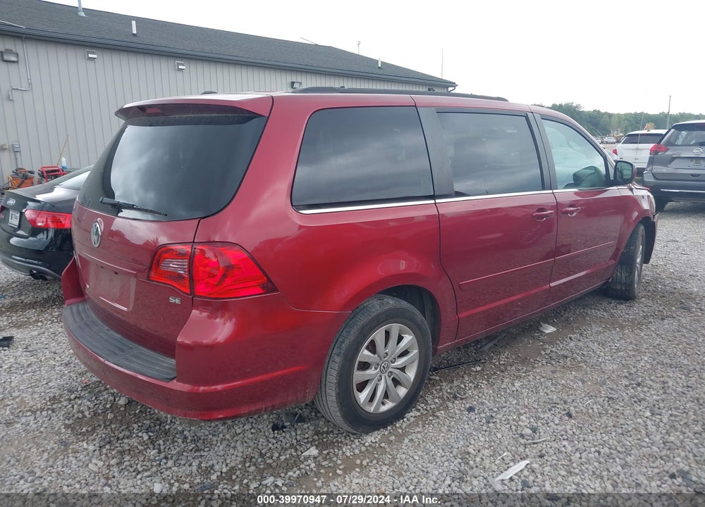 2014 VOLKSWAGEN ROUTAN SE VIN: 2C4RVABG3ER134748