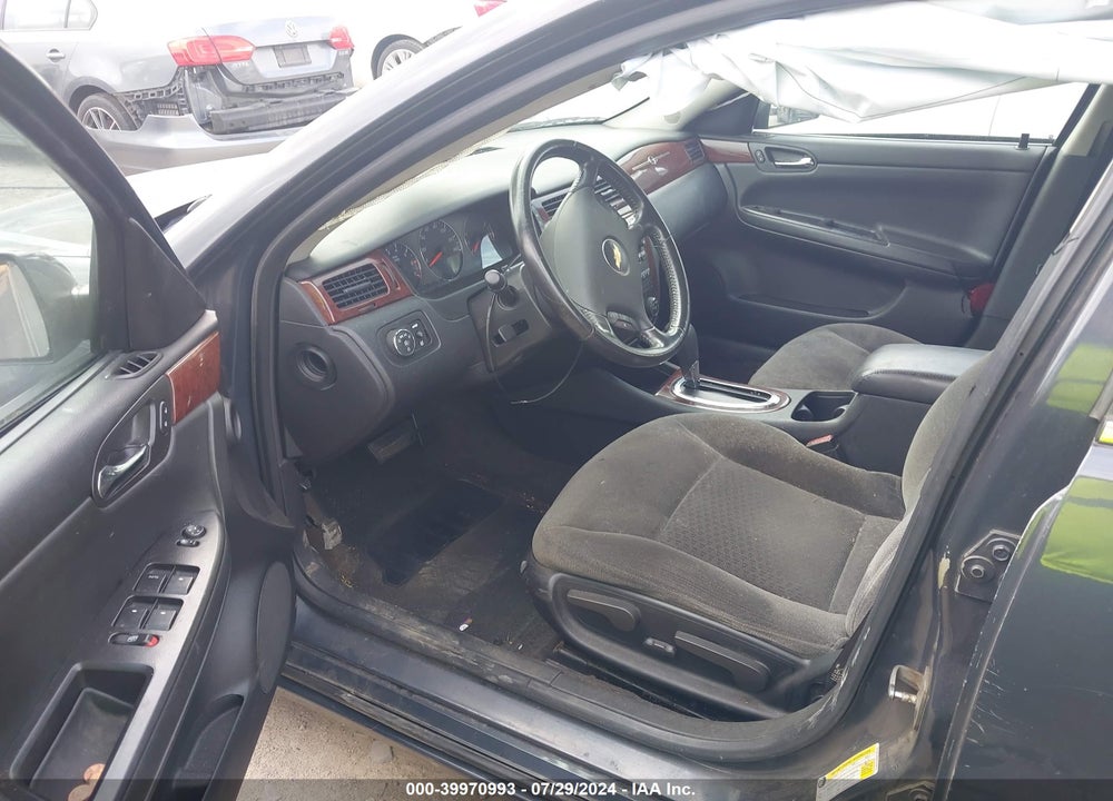 2008 CHEVROLET IMPALA LT VIN: 2G1WC583181204912